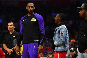 奥尼尔谈詹姆斯离开湖人：这就是生意 得到077让球队想要重新开始