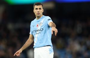 好胜心100%！记者：罗德里曾与费兰争论谁跑400m更快，争了一下午